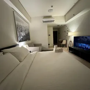  Aparthotel 81 Newport Blvd Cluster 4 Unit B 3rd Flr By Rechelle Nunag Philippines